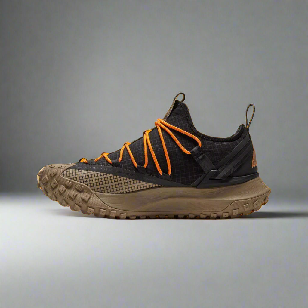 Nike ACG Mountain Fly Low "khaki"